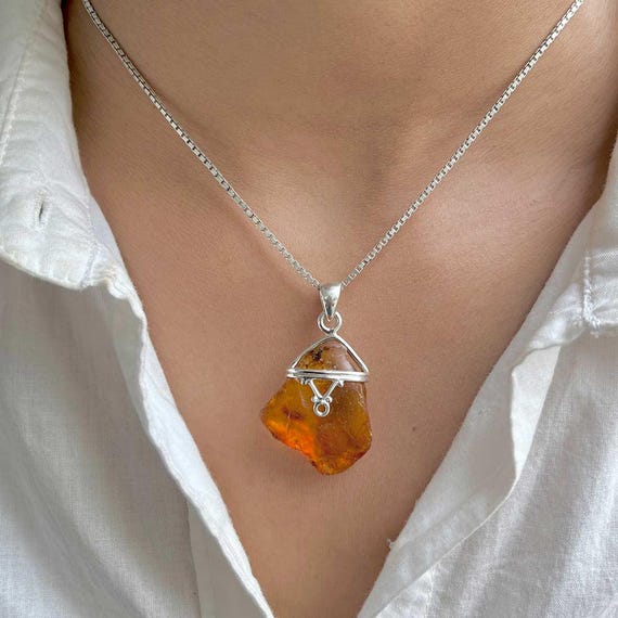 Raw Amber Pendant Necklace / 925 Sterling Silver / Healing Gemstone / Gifts For Her / Fancy  / Raw Amber Statement Jewellery / Amb-p-43.