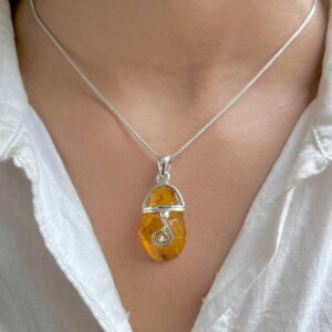 Raw Amber Pendant Necklace / 925 Sterling Silver / Healing Gemstone / Gifts For Her / Fancy / Raw Amber Statement Jewellery / Amb-p-24.