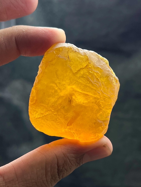 Yellow Amber Rough Stone | Raw Chunk 40.8g 50x44x30mm