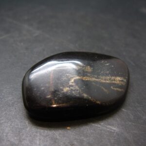 Rare Large Blue Amber Tumbled Piece Fluorescent From Indonesia - 1.7" - 7.69 Grams Rare Large Blue Amber Tumbled Piece Fluorescent From Indonesia - 1.7" - 7.69 Grams