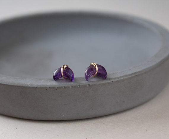 Amethyst Crescent Moon Stud Earrings, Tiny Moon Stud Earrings, Small Moon Earrings, Amethyst Moon Crystal Earrings, Moon Phase Earrings