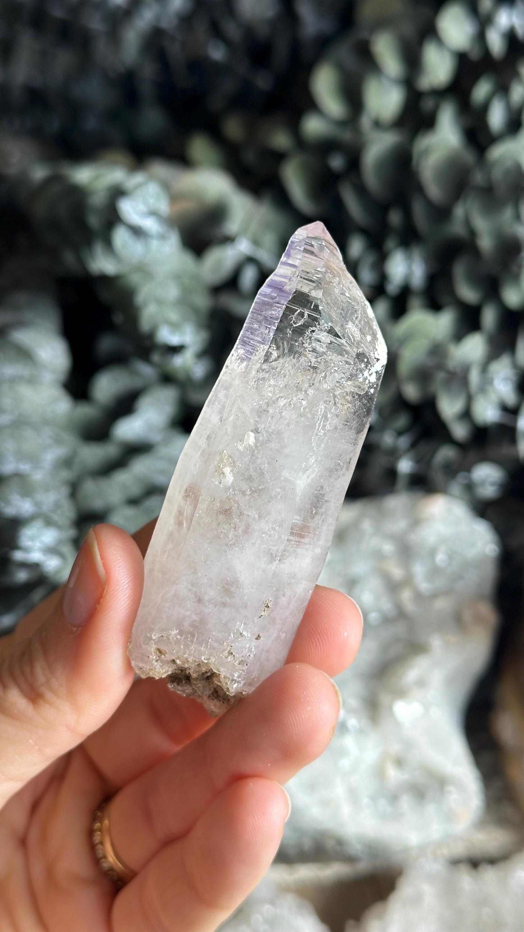 Vera Cruz Amethyst Crystal Point: Raw Mexican Healing Stone