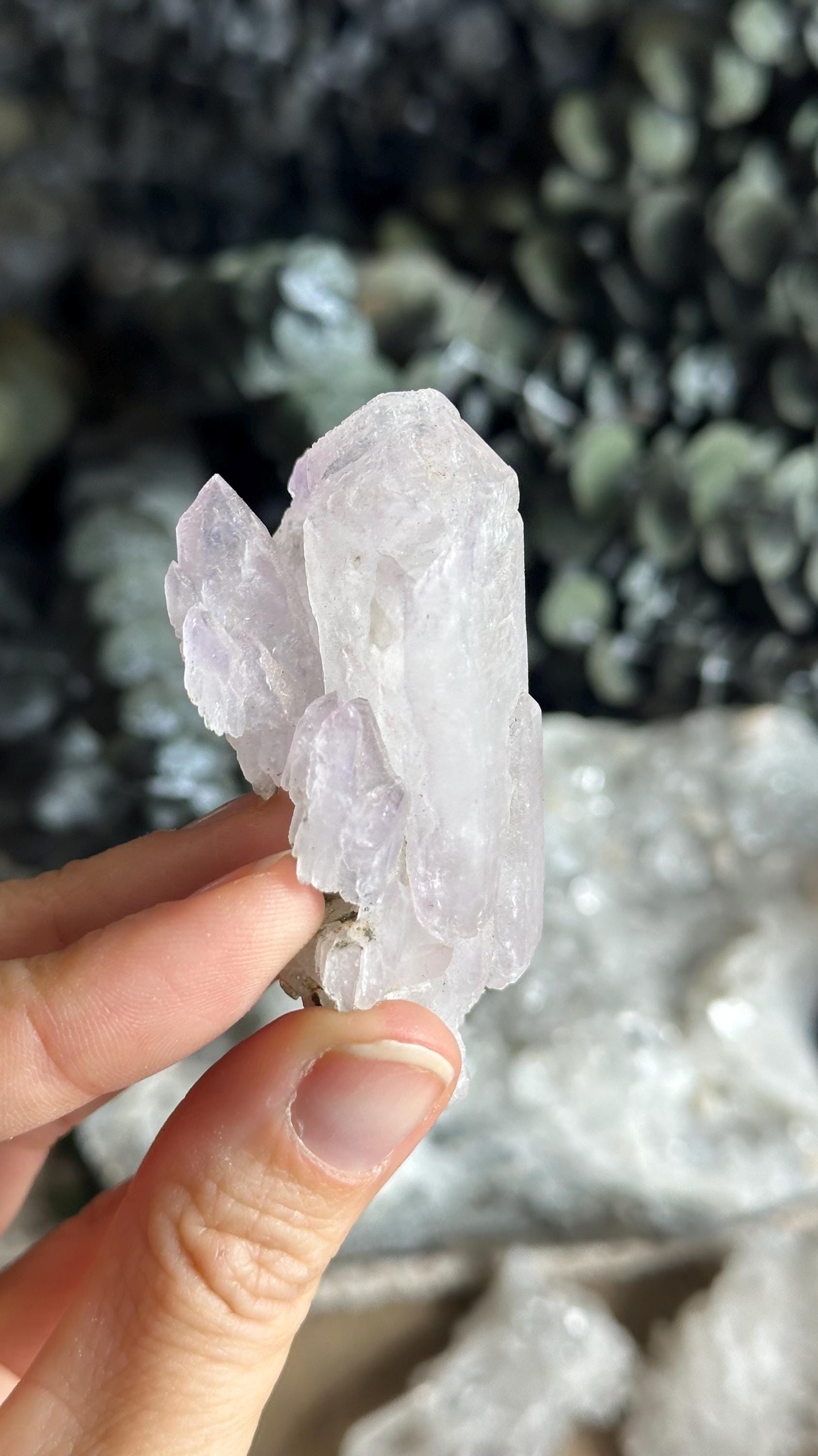 Vera Cruz Amethyst Crystal Point: Raw Mexican Healing Stone