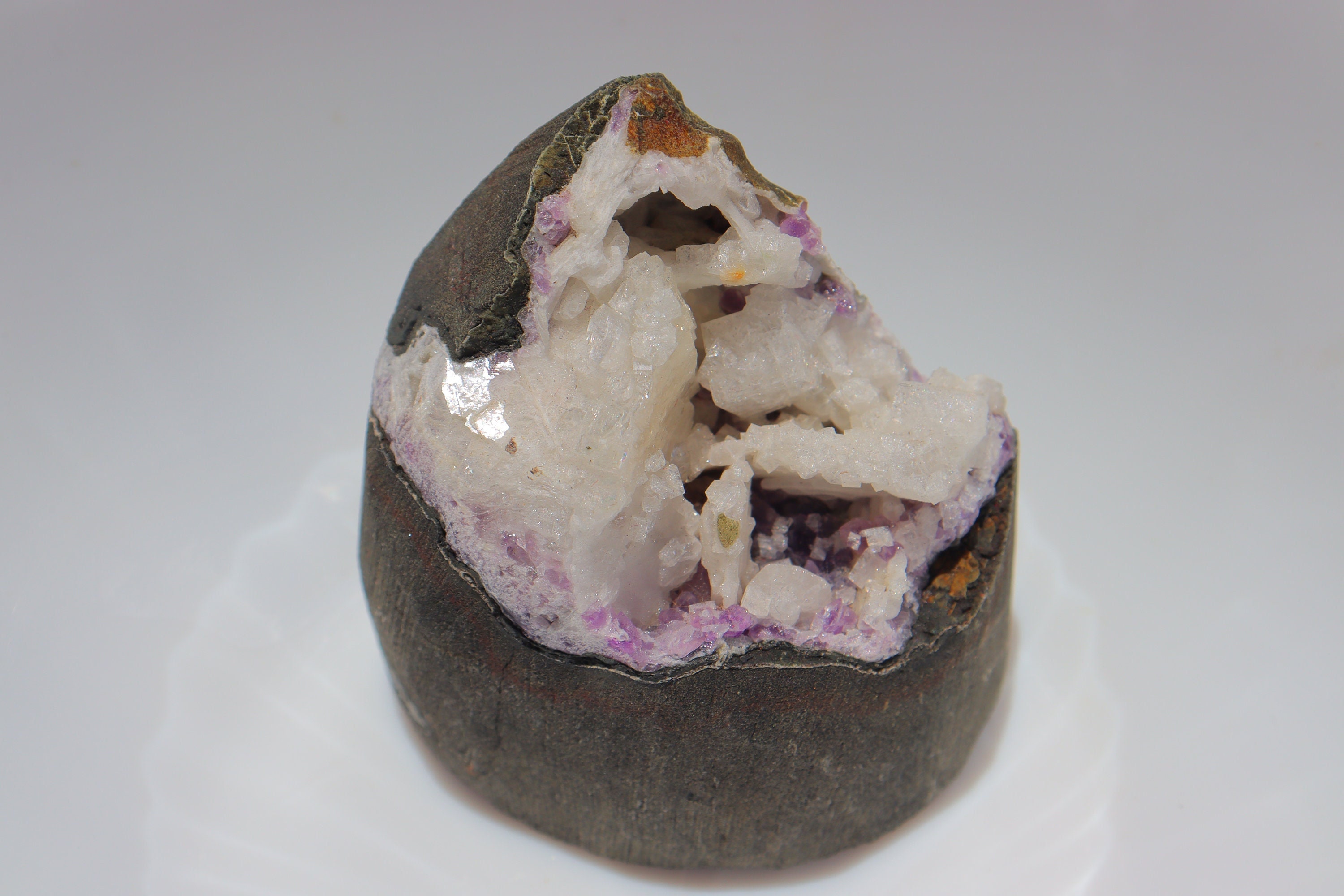 Amethyst With Heulandite On Chalcedony, Natural Amethyst Geode Specimen, Amethyst Cave, Purple Crystal, Druzy Crystal Amethyst Crystal Geode