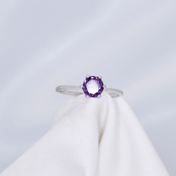 Amethyst Ring, Genuine Gemstone,6mm Round, Set In 925 Sterling Silver Solitaire Ring Amethyst Ring, Genuine Gemstone,6mm Round, Set In 925 Sterling Silver Solitaire Ring
