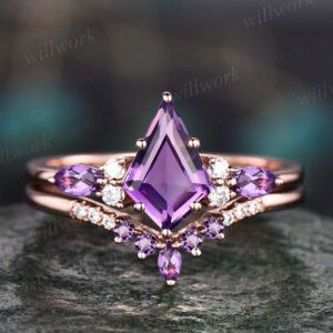 Vintage Kite Cut Amethyst Engagement Ring Art Deco Rose Gold Moissanite Ring 6 Prong Bridal Wedding Ring Set Women Gemstone Crystal Ring Vintage Kite Cut Amethyst Engagement Ring Art Deco Rose Gold Moissanite Ring 6 Prong Bridal Wedding Ring Set Women Gemstone Crystal Ring