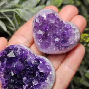 Carved Amethyst Druzy Heart: Purple Crystal Stone