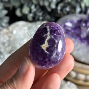 Gemmy Dream Amethyst Palm Stone