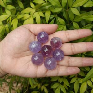 Light Amethyst Crystal Sphere: Healing Stone (20-25mm)
