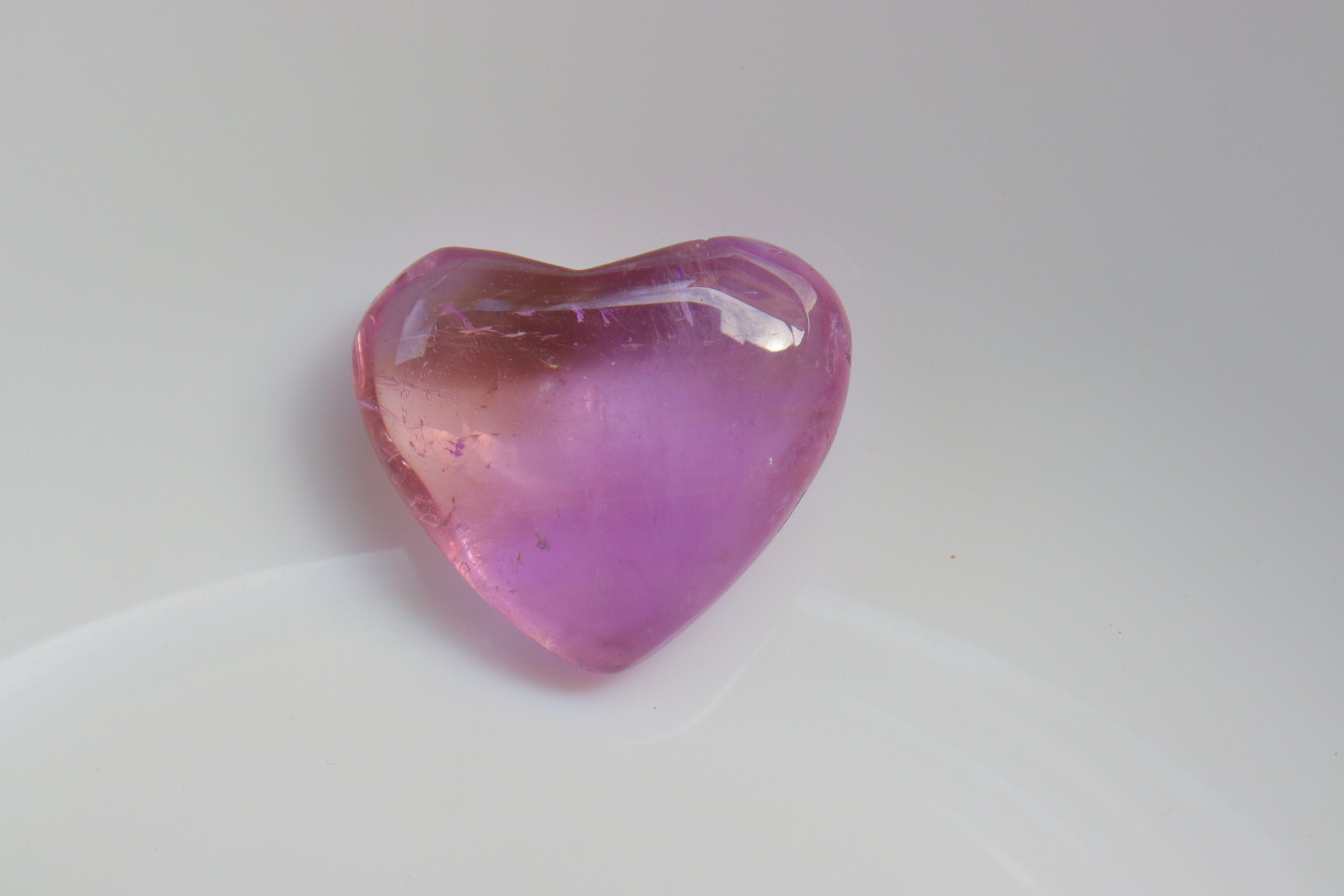 Beautiful Amethyst Heart, Amethyst Gemstone, Amethyst Heart Stone, Amethyst Worry Stone, Amethyst Tumbled Stone, Amethyst Palmstone.
