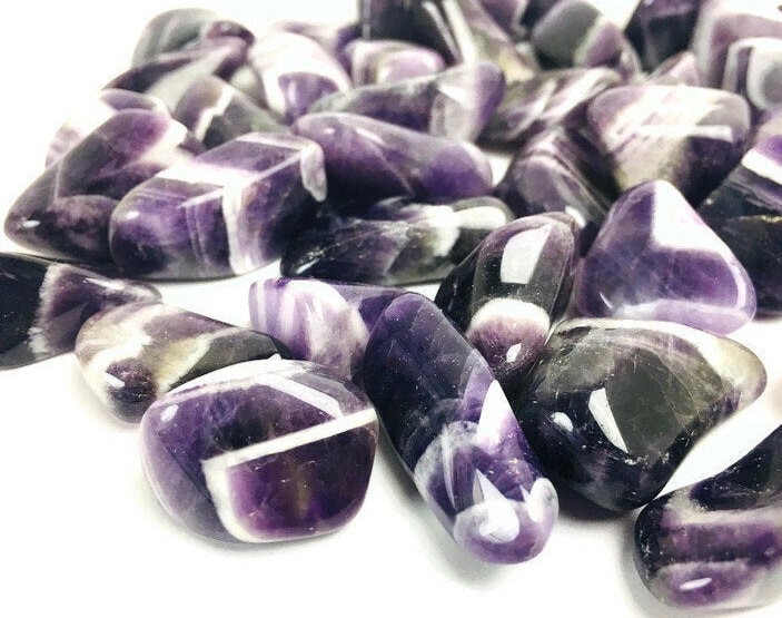 Chevron Amethyst Crystal: Tumbled Purple Gemstone (15-20mm)