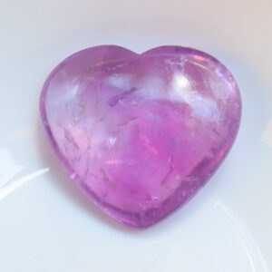 Amethyst Heartstone, Natural Amethyst Heart, Pocket Palm Stone, Amethyst Heart, Worry Stone, Amethyst Tumbled Stone, Amethyst Crystal.