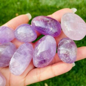 Large Amethyst Tumbled Stone: Polished Purple Crystal (35-60 mm)
