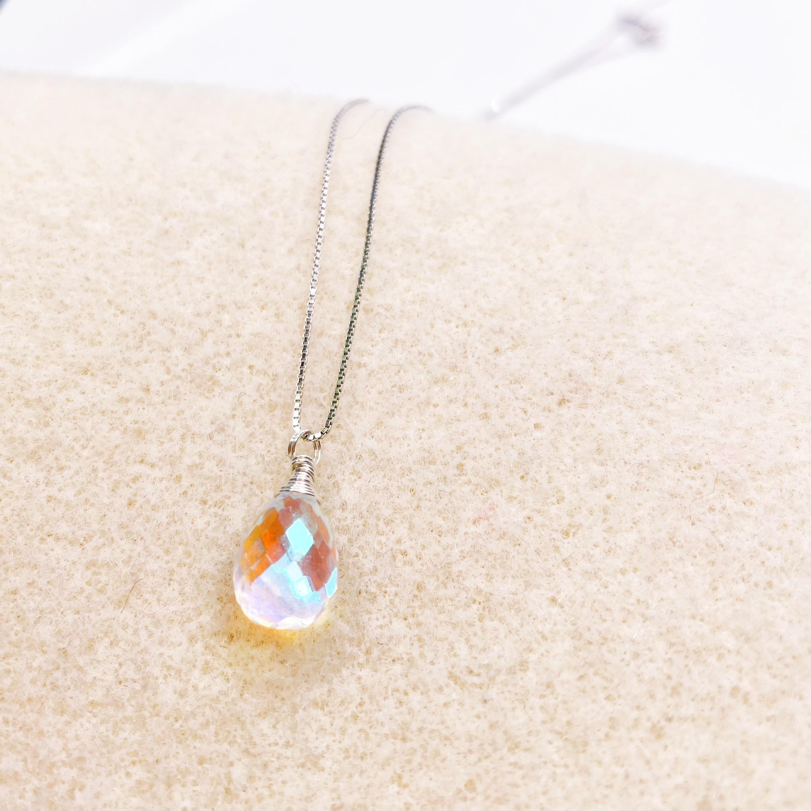 Rainbow Quartz Necklace, Angel Aura Quartz Necklace, Rainbow Pendant Necklace, Sterling Silver, Birthday Gift, Unique Gifts, Girlfriend