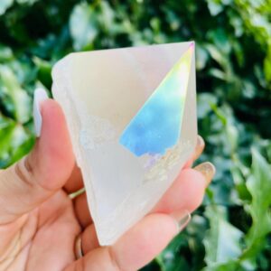 Xl Angel Aura Quartz Point: Half Polished Raw Crystal (82x66 Mm) 254g
