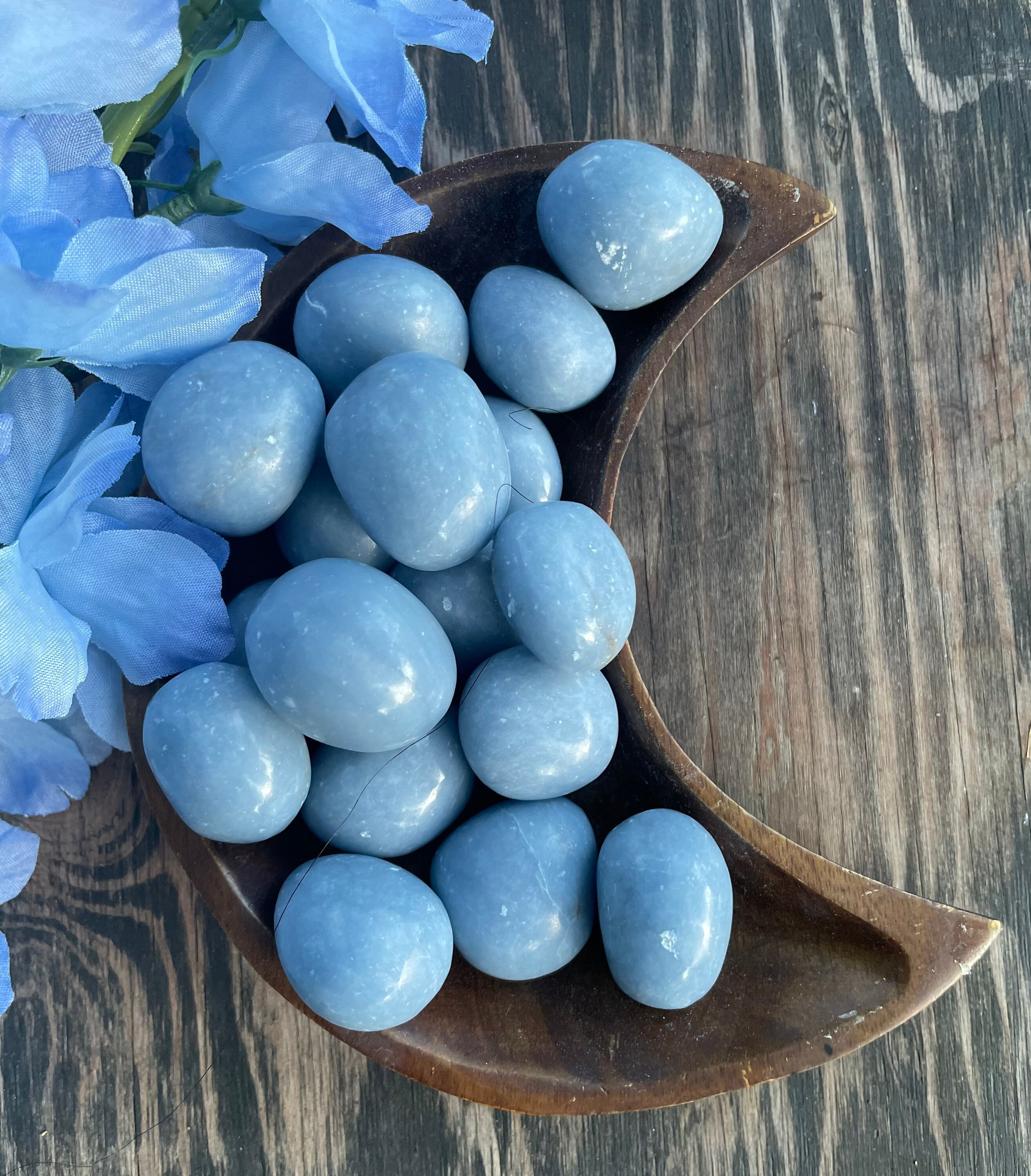Angelite Tumble, Angelite, Qty. 1 Angelite Tumble, Angelite, Qty. 1