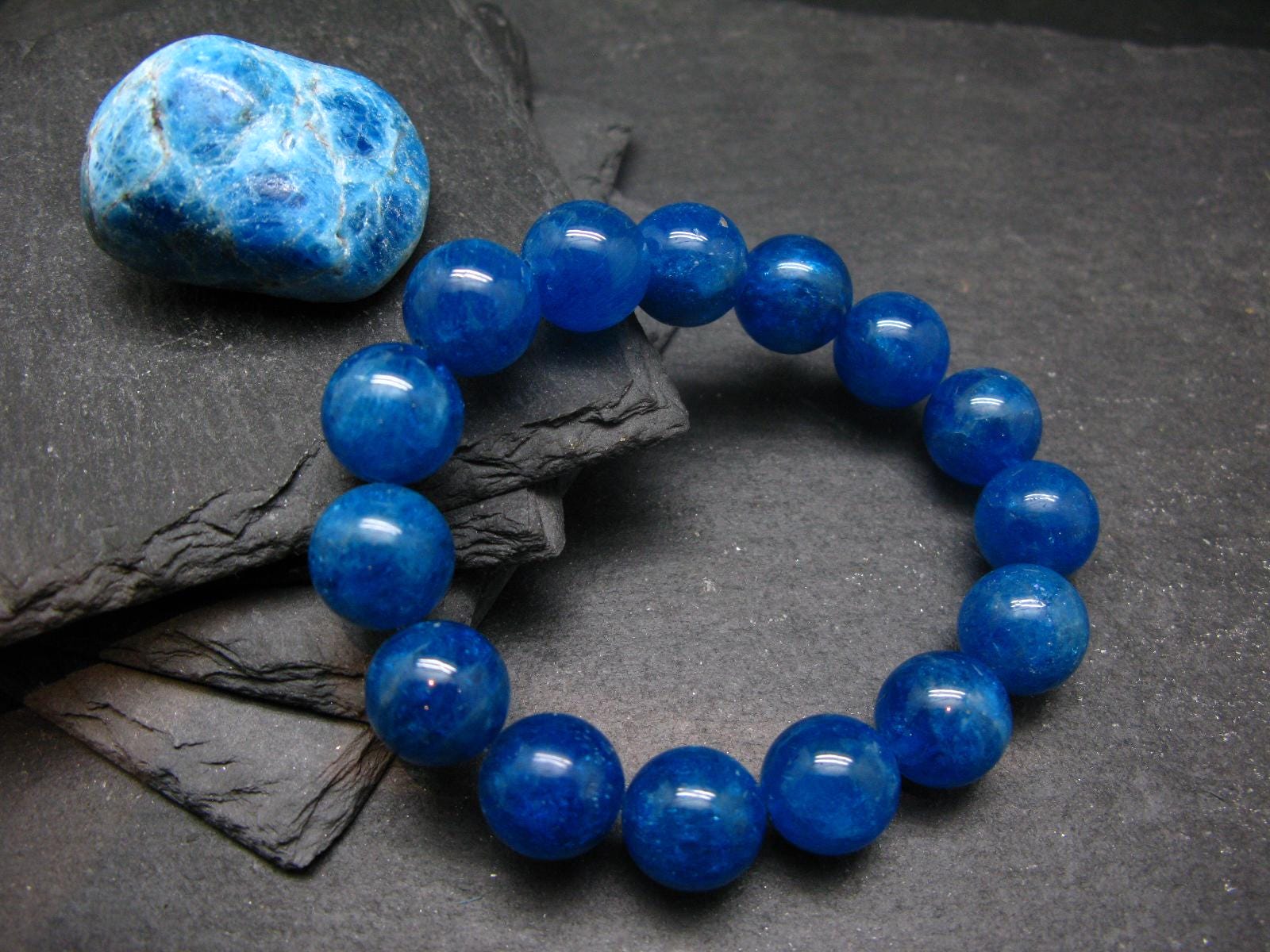 Aaa Grade Neon Blue Apatite Genuine Bracelet ~ 7 Inches  ~ 14mm Round Beads