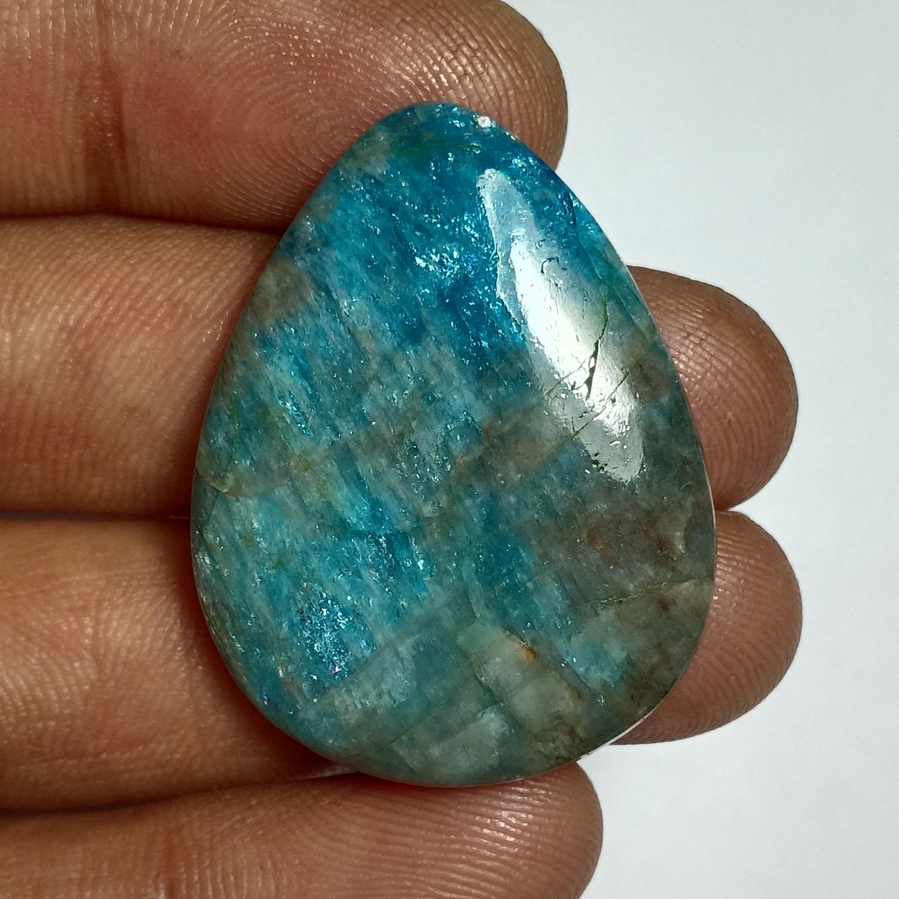 Apatite Cabochon: Loose Gemstone For Jewelry Making (65cts 35x27 Mm) Apatite Cabochon: Loose Gemstone For Jewelry Making (65cts 35x27 Mm)