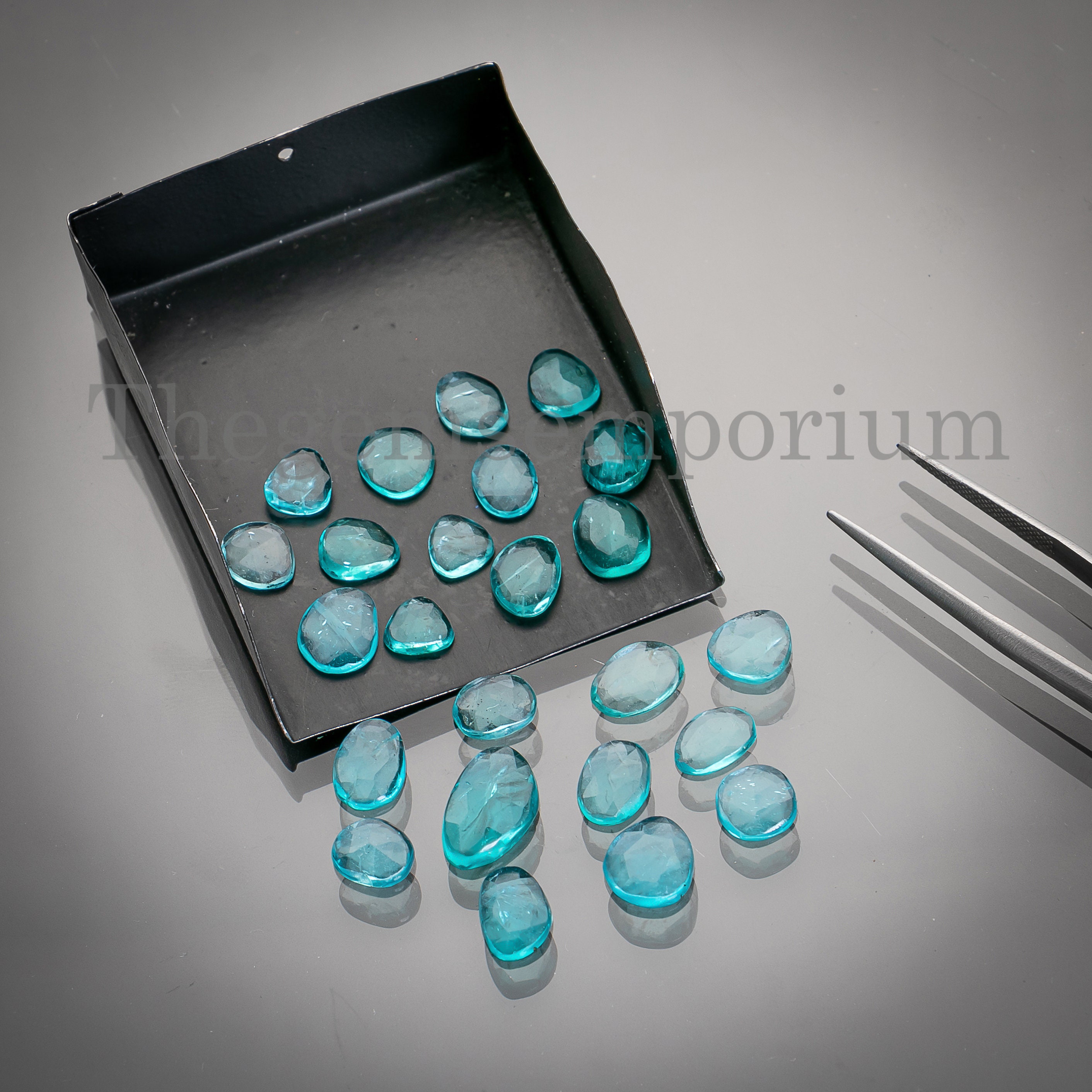 Apatite Rose Cut Slices, Apatite Polki Stone, Faceted Cabochon, Rose Cut, Apatite Gemstone, Rose Cut Cabochon, Fancy Stone, Faceted Cabs