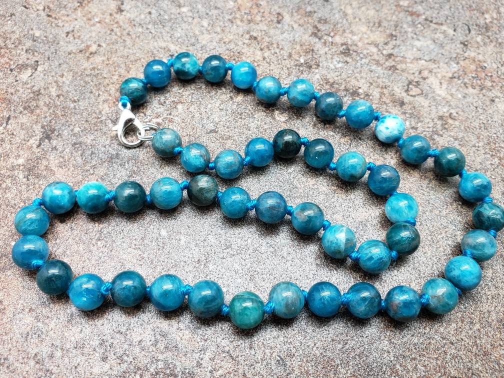 Apatite Hand Knotted Necklace With Lobster Claw Clasp
