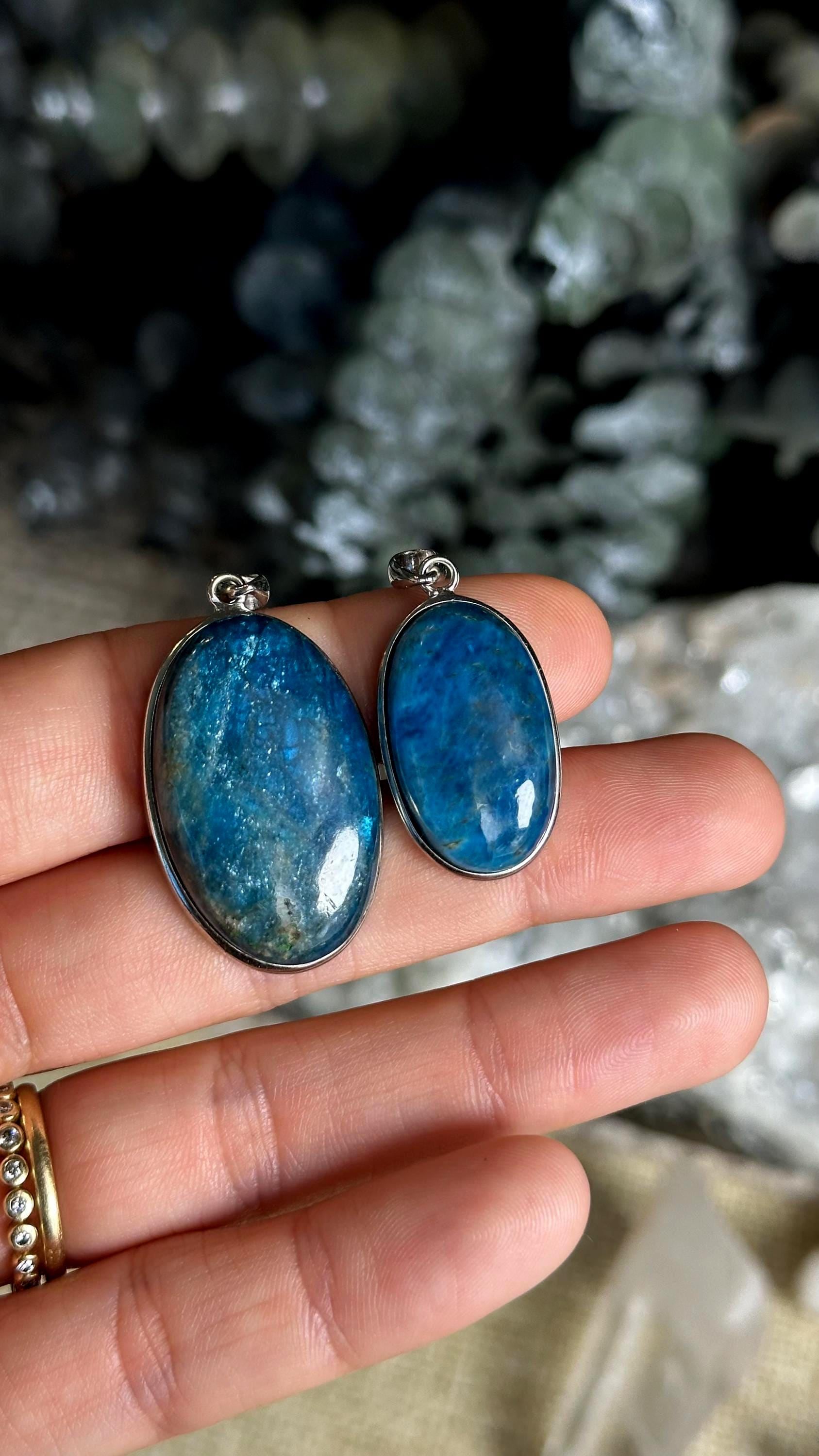 Blue Apatite .925 Sterling Silver Pendant Necklace Blue Apatite .925 Sterling Silver Pendant Necklace