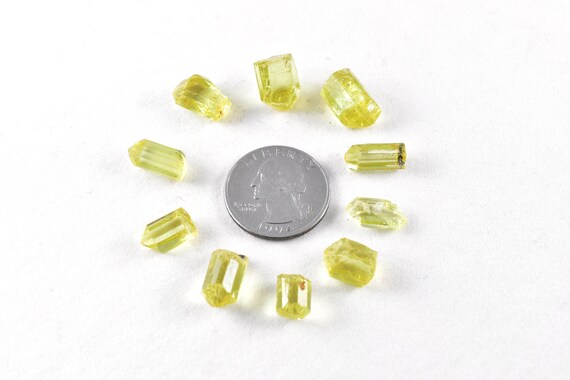73ct Yellow Apatite Points Wholesale Lot, Mexican Golden Apatite 73ct Yellow Apatite Points Wholesale Lot, Mexican Golden Apatite