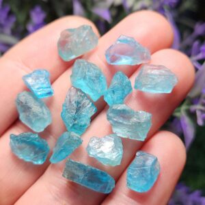 Raw Blue Apatite Crystal - Apatite Crystal - Neon Blue Apatite Gemstone - Raw Blue Apatite - Apatite Gem - Blue Apatite Stone