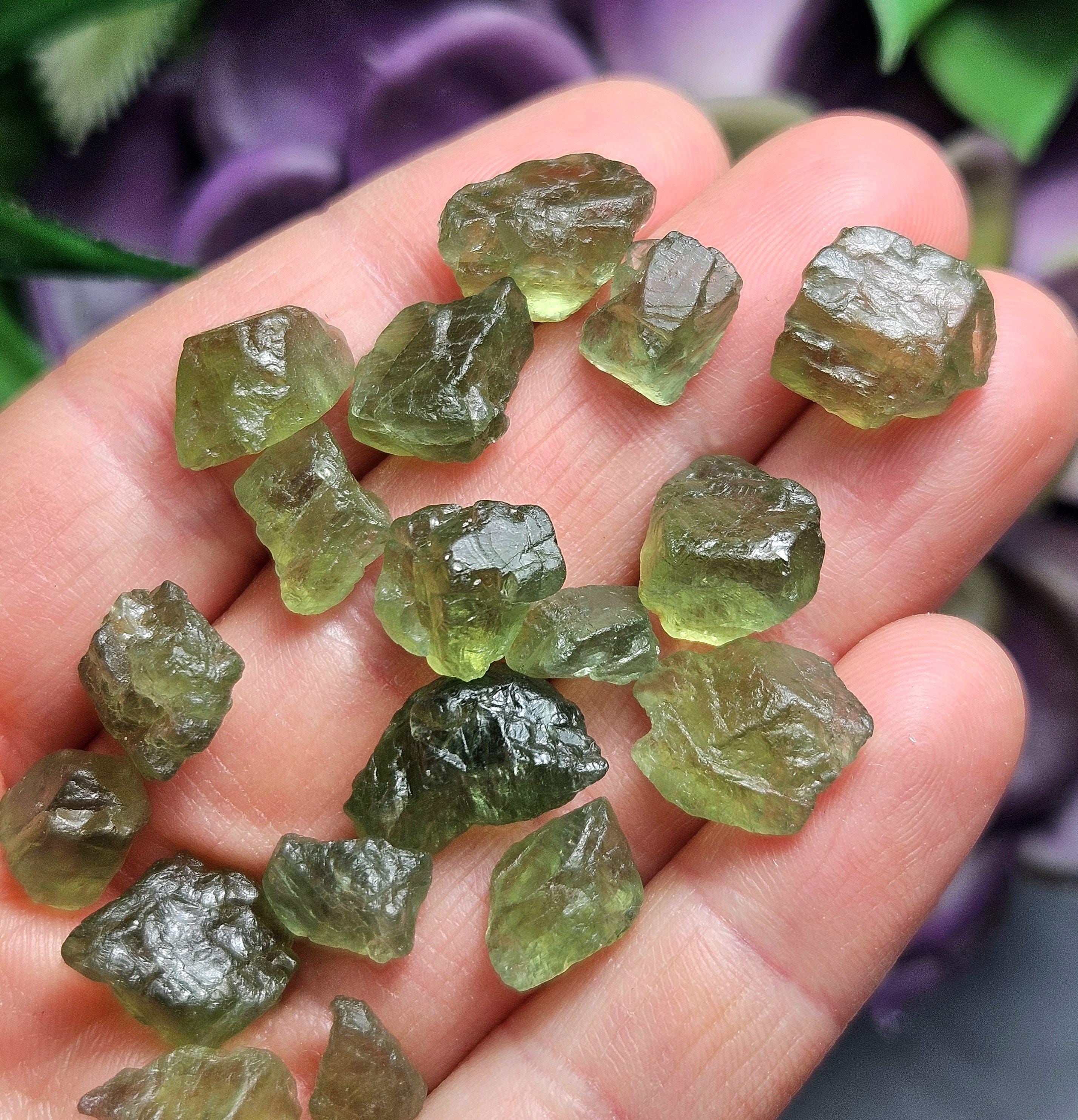 Raw Green Apatite Crystal - Green Apatite Gemstone - Green Apatite - Raw Apatite Crystal - Apatite Stone - Apatite Crystal - Apatite Chips