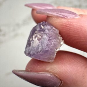 Purple Apatite , 1g , - #5 (raw Crystal Specimen, Crown Chakra, Healing Stone, Intuition)