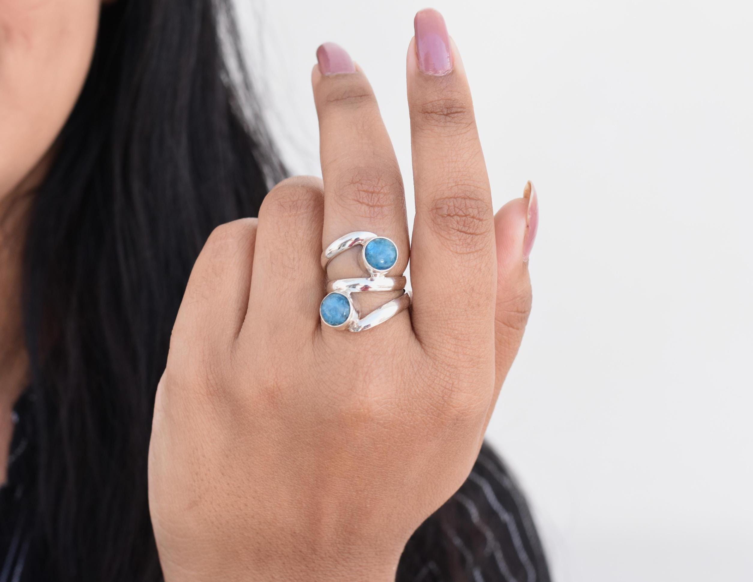 Blue Neon Apatite Silver Ring, Womens Silver Apatite Jewelry, Handmade Customizable Gifts, Personalized Gifts, Bridesmaid Gifts, Boho Ring