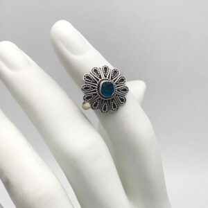 Apatite Daisy Ring, Size 7 Apatite Daisy Ring, Size 7