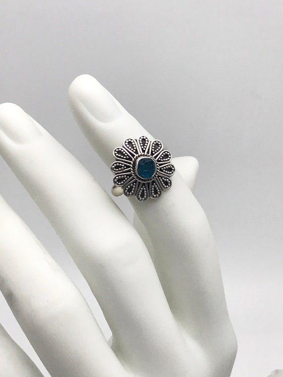 Apatite Daisy Ring, Size 7