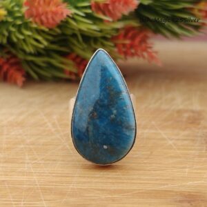 Handmade Blue Apatite Sterling Silver Ring: Gemstone Jewelry Handmade Blue Apatite Sterling Silver Ring: Gemstone Jewelry