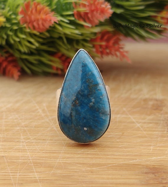 Handmade Blue Apatite Sterling Silver Ring: Gemstone Jewelry