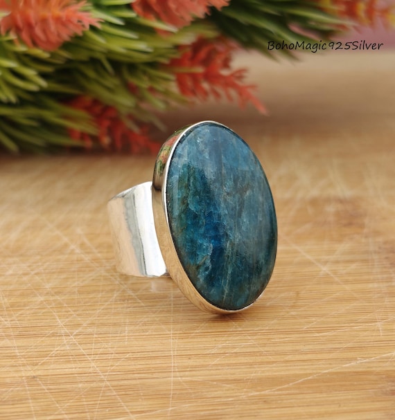 Handmade Oval Blue Apatite Ring: 925 Sterling Silver Gemstone Jewelry