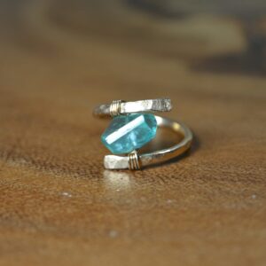 Raw Blue Apatite Ring In Sterling Silver, 14k Gold, 14k Rose Gold / / Wire Wrapped Gemstone Ring / / Healing Crystal Ring / / Bohochic Apatite Raw Blue Apatite Ring In Sterling Silver, 14k Gold, 14k Rose Gold / / Wire Wrapped Gemstone Ring / / Healing Crystal Ring / / Bohochic Apatite