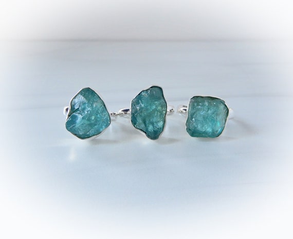 Apatite Rings, Sterling Silver • Blue Apatite Rings • Sterling Raw Apatite Ring • Blue Green Apatite Rings • Healing Crystal • Holiday Gift