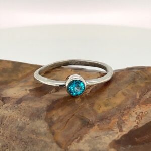 Apatite Silver Ring, Paraiba Blue Color, 4 Mm Gemstone Sterling Silver Ring, Size 6 1/2 Apatite Silver Ring, Paraiba Blue Color, 4 Mm Gemstone Sterling Silver Ring, Size 6 1/2