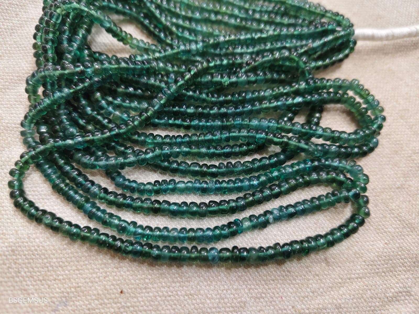 16 Inches Strand, Natural Green Apatite Smooth Rondelles, Size 3-4mm
