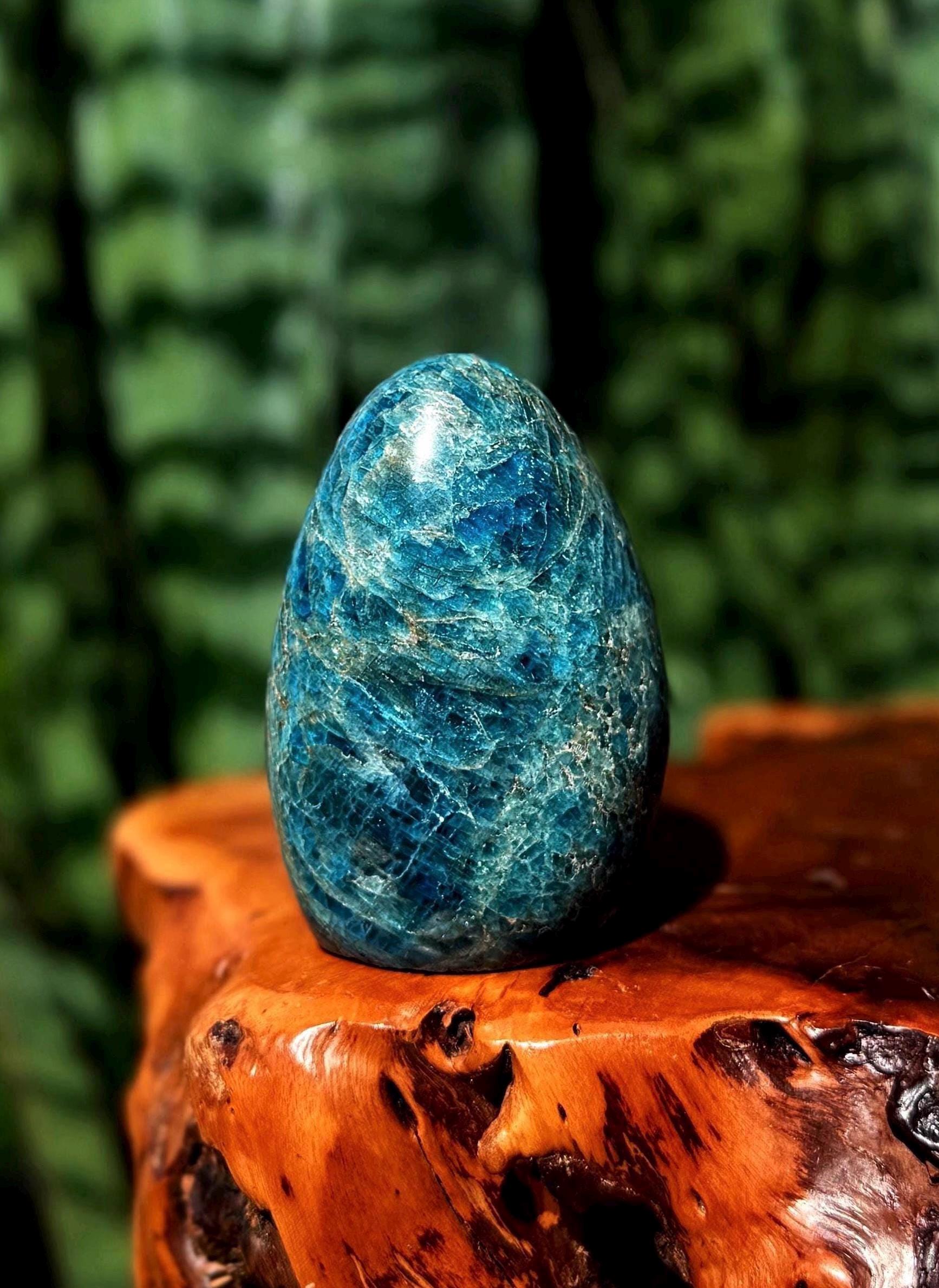 Blue Apatite Crystal Free Form - For Health Goals & Enhanced Intuition Blue Apatite Crystal Free Form - For Health Goals & Enhanced Intuition