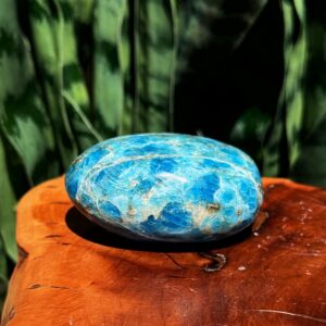 Blue Apatite crystal palm stone - third eye chakra crystal for intuition - blue apatite crystal Blue Apatite crystal palm stone - third eye chakra crystal for intuition - blue apatite crystal