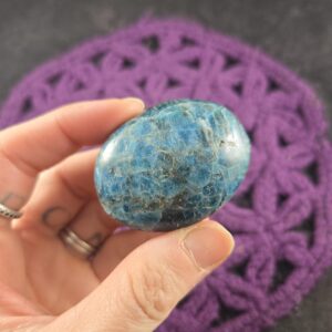 Blue Apatite Palmstone Gallet Crystal Palm Stone Natural Throat Chakra Blue Apatite Palmstone Gallet Crystal Palm Stone Natural Throat Chakra
