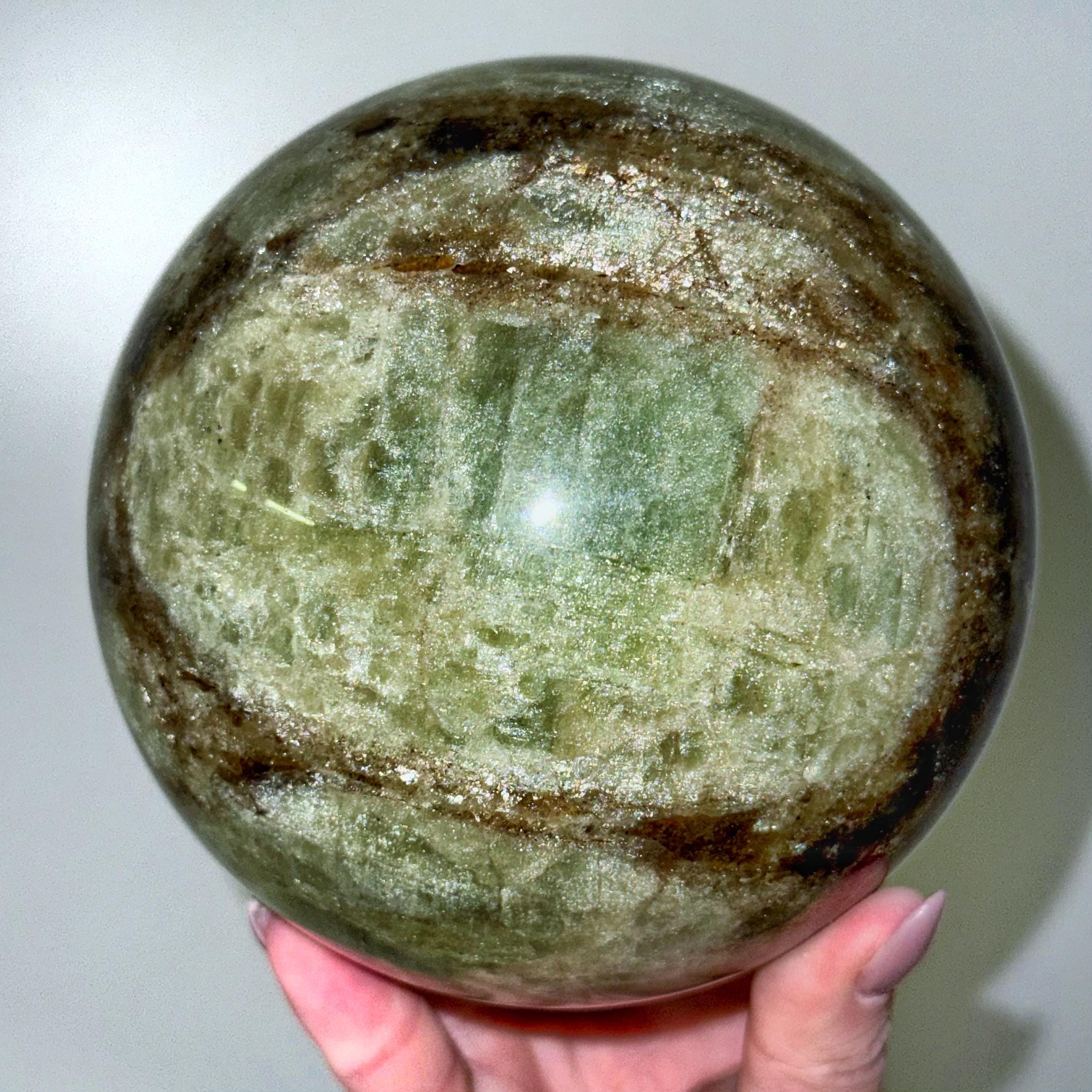 Green Apatite Sphere | 112mm | - #1 (polished Crystal Ball, Heart Chakra, Healing Stone, Love) Green Apatite Sphere | 112mm | - #1 (polished Crystal Ball, Heart Chakra, Healing Stone, Love)