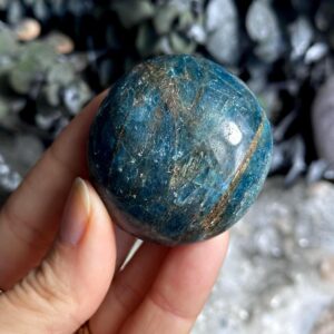 Apatite palm stone, blue apatite Apatite palm stone, blue apatite
