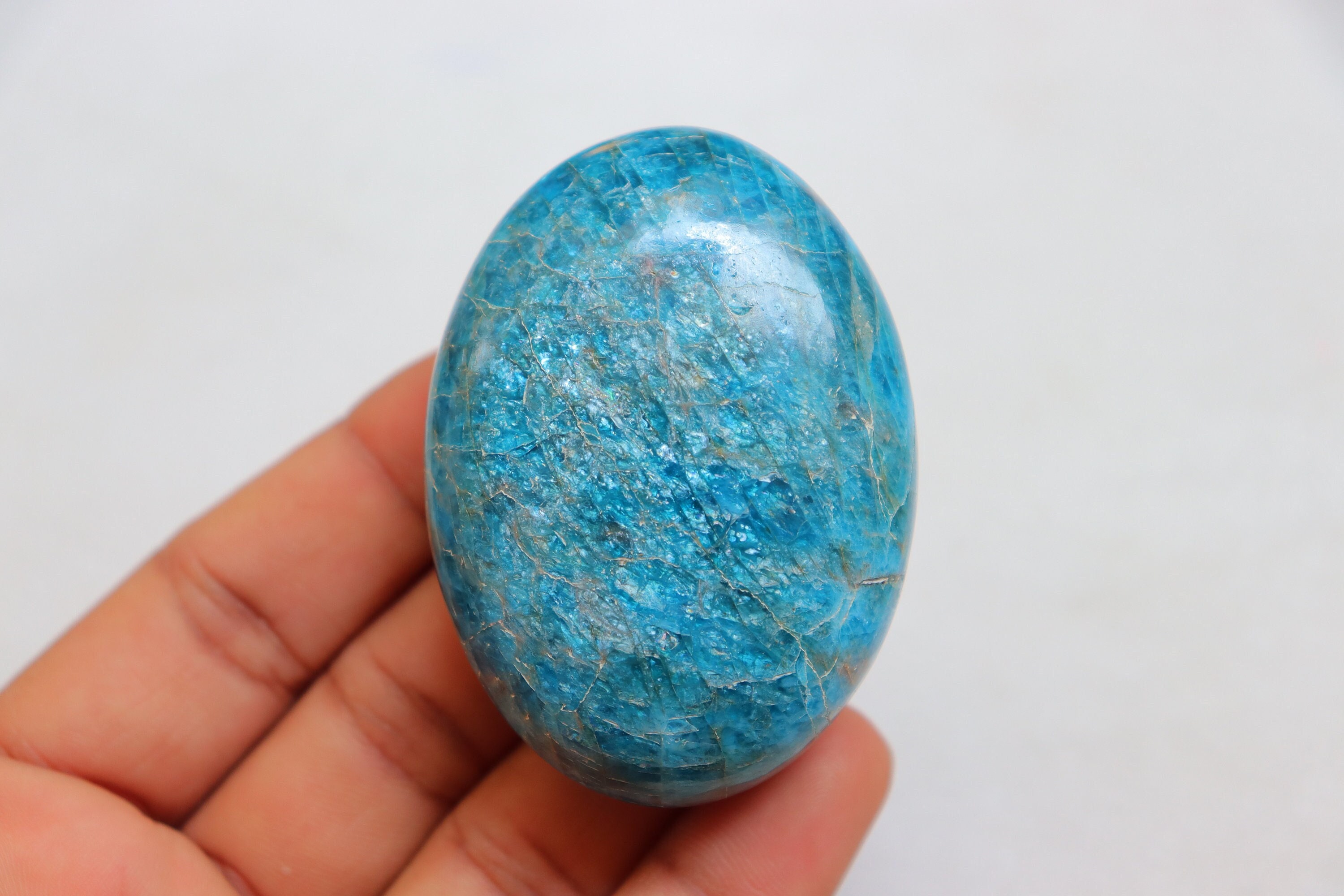 Sheen Apatite Palmstone, High Grade Blue Apatite Stone, Natural Apatite Crystal, Polished Sheen Apatite Palmstone, Apatite From Madagascar.