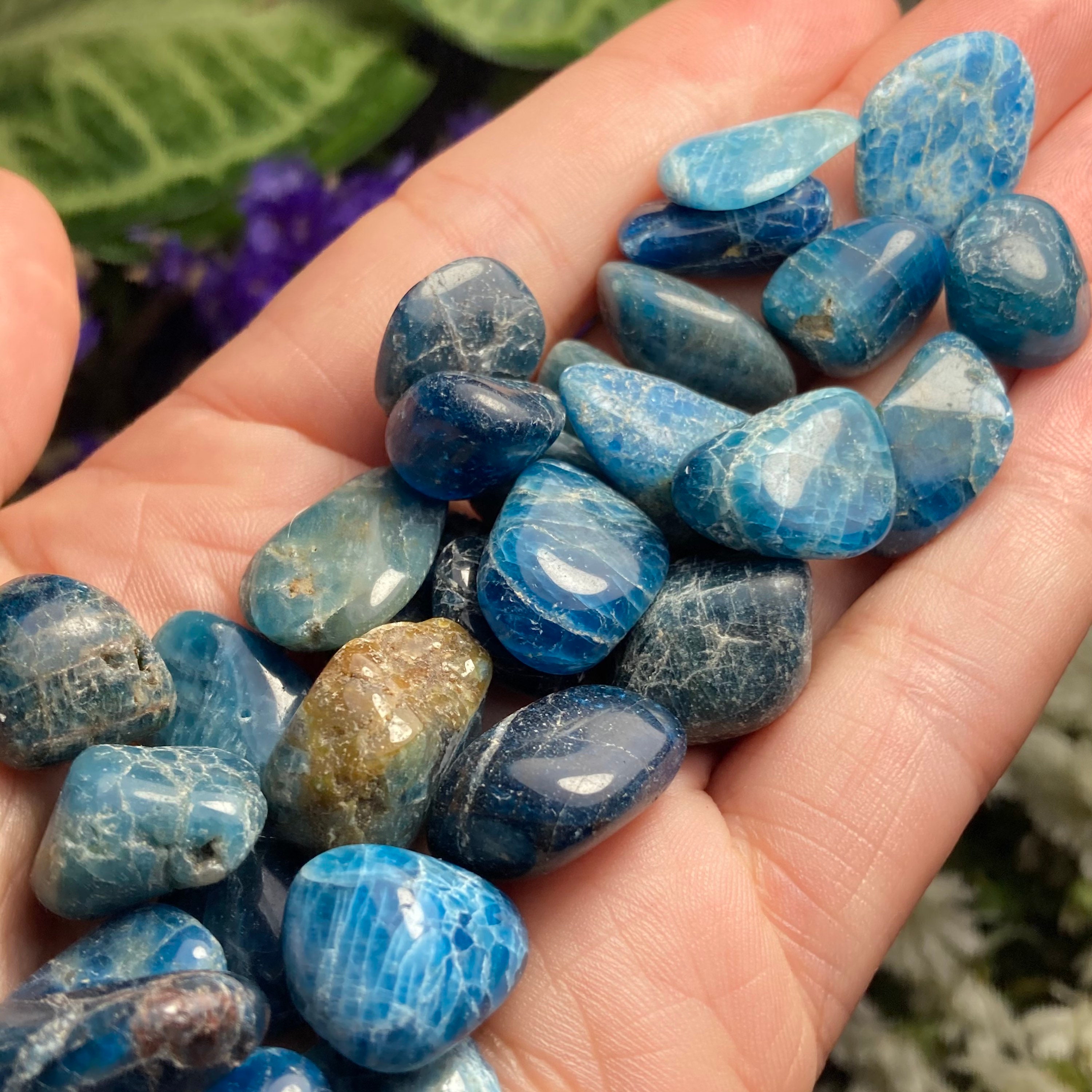 Tumbled Blue Apatite Crystal, Polished Apatite Specimen (0.5") Tumbled Blue Apatite Crystal, Polished Apatite Specimen (0.5")