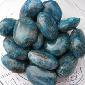Apatite Tumbled Stones, Natural Blue Apatite Crystal, Polished Healing Stone, Reiki Pocket Stone, Throat Chakra Crystal, Worry Stone