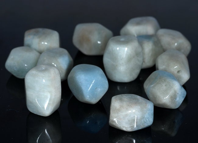 21x16-16x13mm Aquamarine Gemstone Grade A Faceted Nugget Drum Loose Beads (80001499-a98) 21x16-16x13mm Aquamarine Gemstone Grade A Faceted Nugget Drum Loose Beads (80001499-a98)
