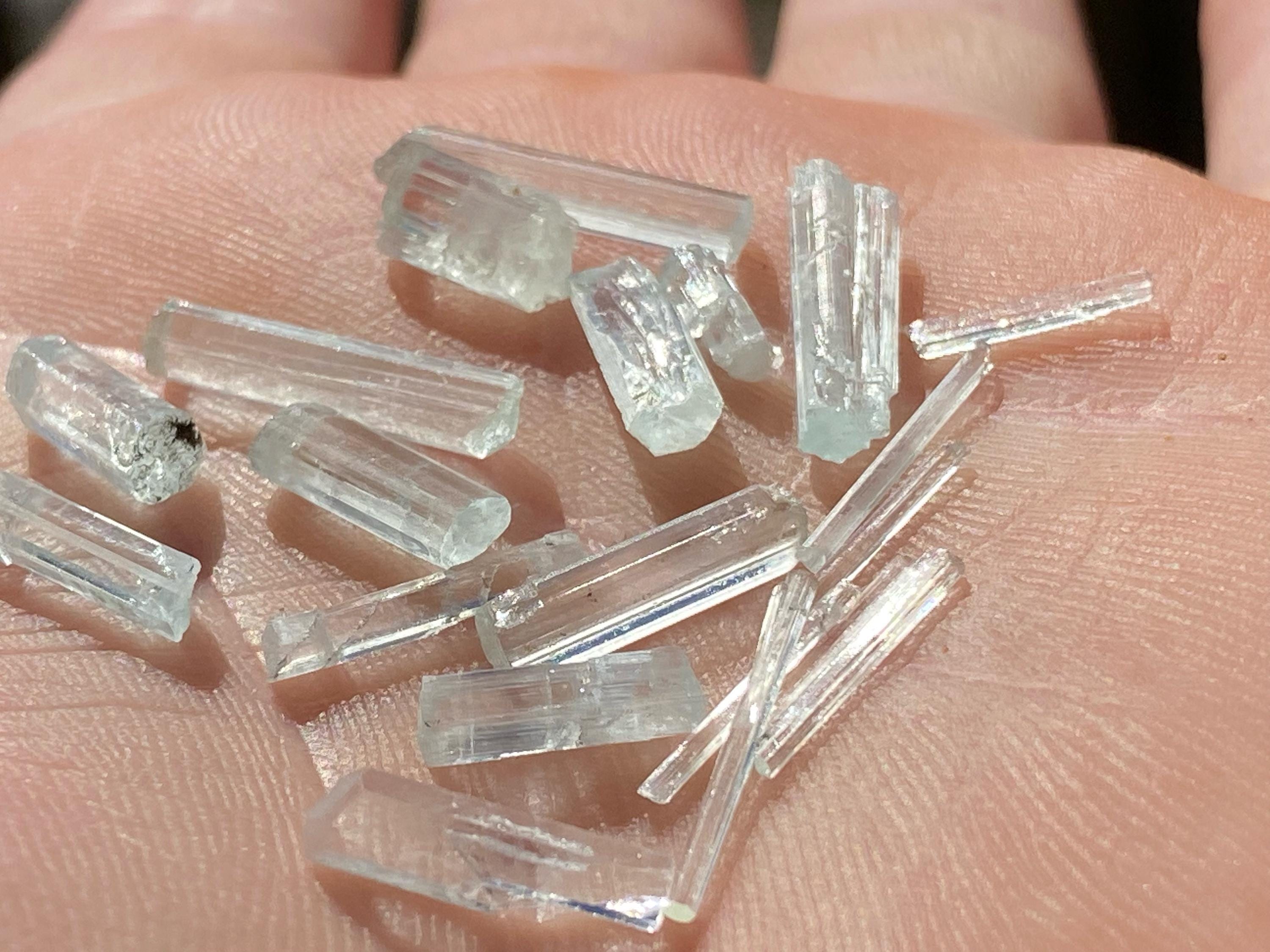 8.7 Gram Aquamarine Crystal Lot Natural Specimens From Pakistan