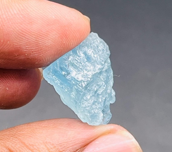 Aaa Deep Sea Aquamarine Rough Natural Aquamarine Rough Gemstone Raw Aquamarine For Jewelry Making Best Quality 20 Caret